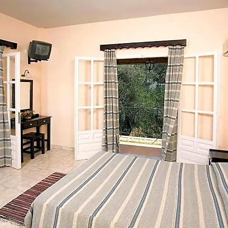 Hotel Yannis Liapades